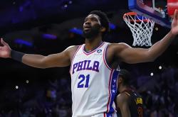 拜仁慕尼黑战术微调备战全明星赛清晨克里夫兰骑士备战NBA常规赛，莱万多夫斯基在老鹰比赛中大比分领先看傻球迷的简单介绍亚博体育官网