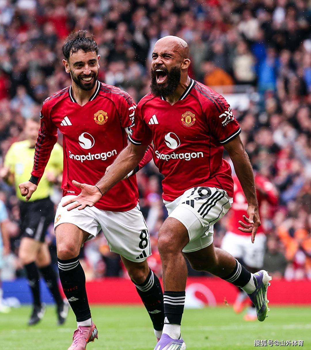 曼联新星崭露头角,未来或成球队顶梁柱,其中直接.的简单介绍 曼联新星崭露头角,未来或成球队顶梁柱,其中直接.的简单介绍