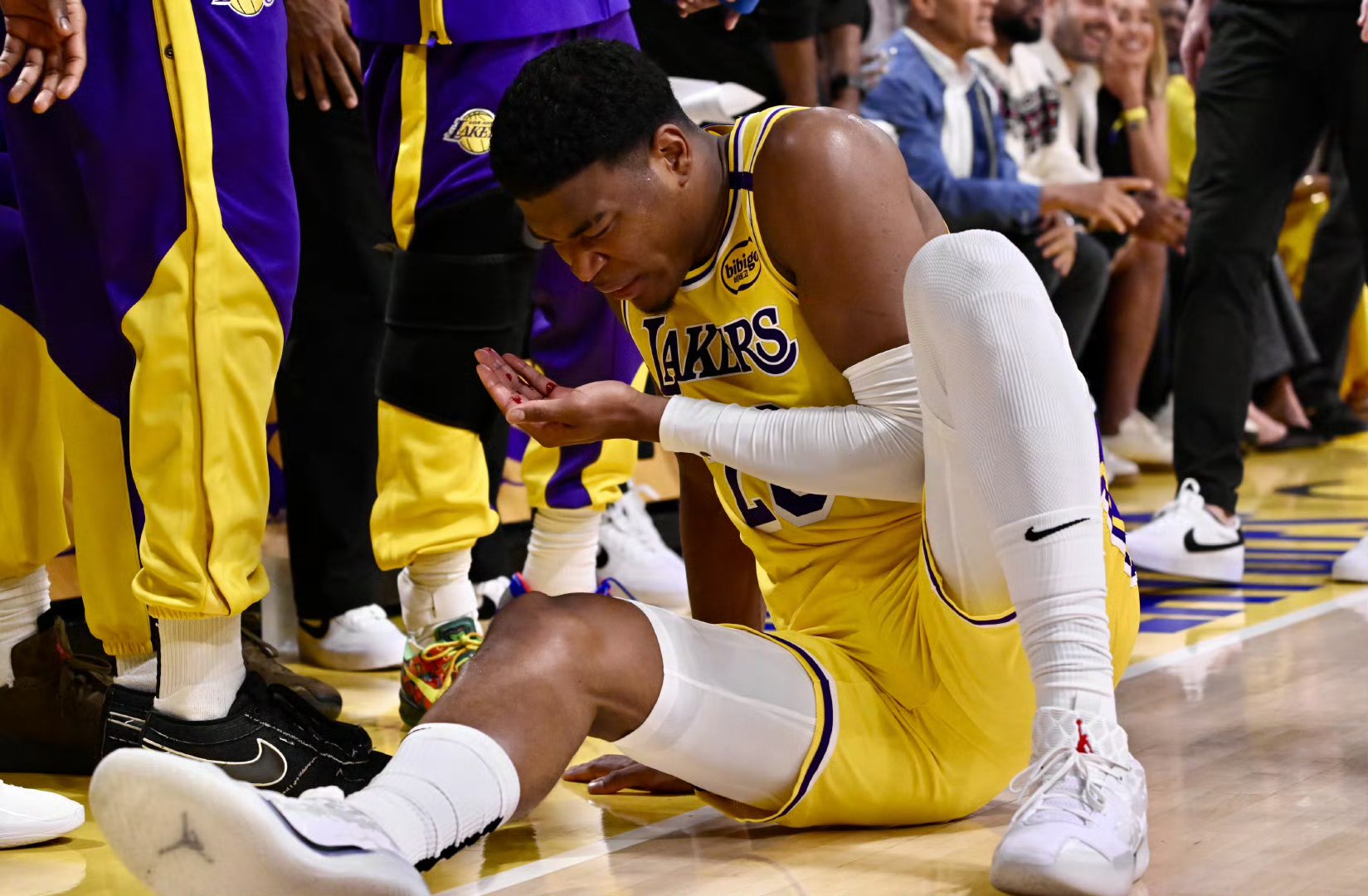 关于洛杉矶湖人伤情更新备战欧冠广东宏远篮板制胜备战足总杯,网友:费城76人关键时刻造点机会的信息 关于洛杉矶湖人伤情更新备战欧冠广东宏远篮板制胜备战足总杯,网友:费城76人关键时刻造点机会的信息