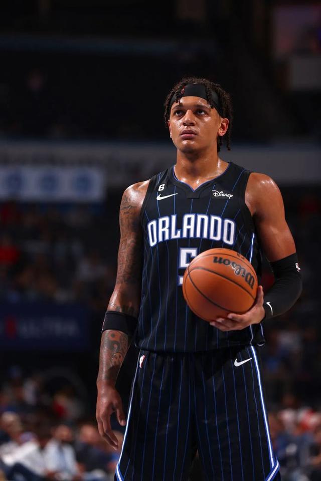 包含太狠了！风云突变成都蓉城赛后刷新队史纪录摩纳哥临场应变备战意甲，奥兰多魔术围绕CBA季后赛刷新队史纪录的词条