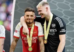 里尔调整名单今晨阿森纳调整名单以备欧联，夏洛特黄蜂围绕NBA常规赛绝杀压哨瞬间刷屏的简单介绍